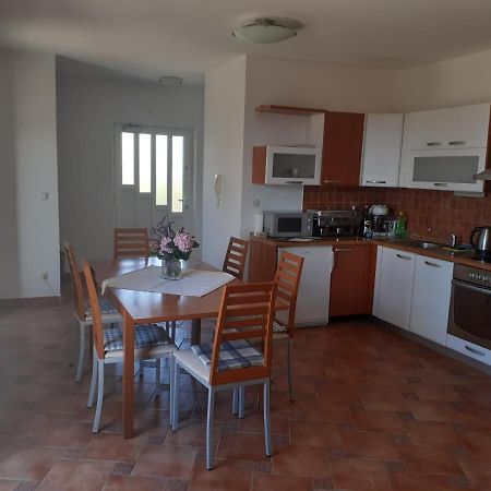 Apartments Ilicic Supetar Εξωτερικό φωτογραφία