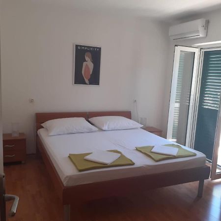 Apartments Ilicic Supetar Εξωτερικό φωτογραφία
