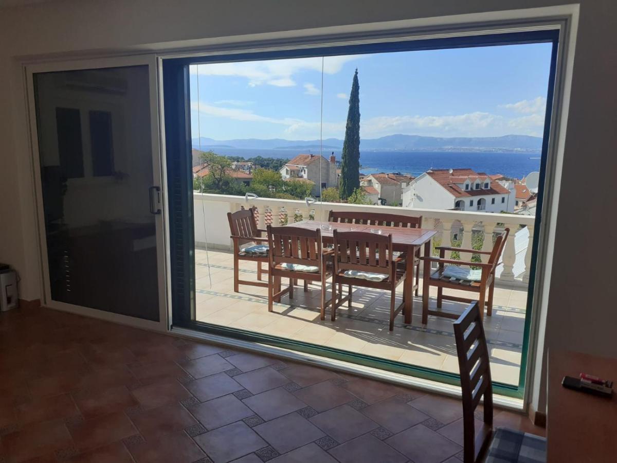 Apartments Ilicic Supetar Εξωτερικό φωτογραφία