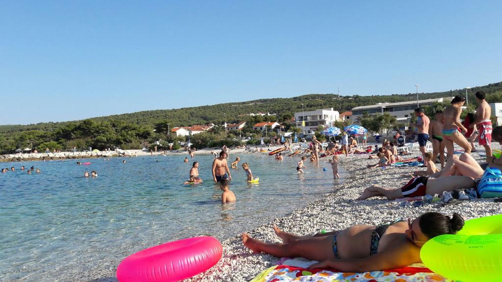 Apartments Ilicic Supetar Εξωτερικό φωτογραφία
