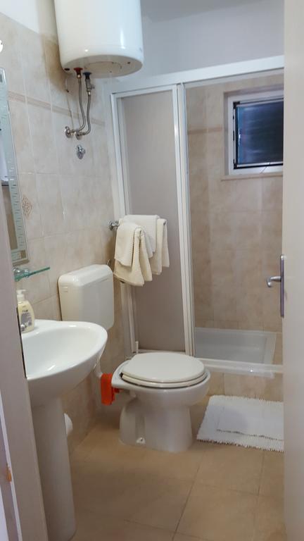 Apartments Ilicic Supetar Εξωτερικό φωτογραφία